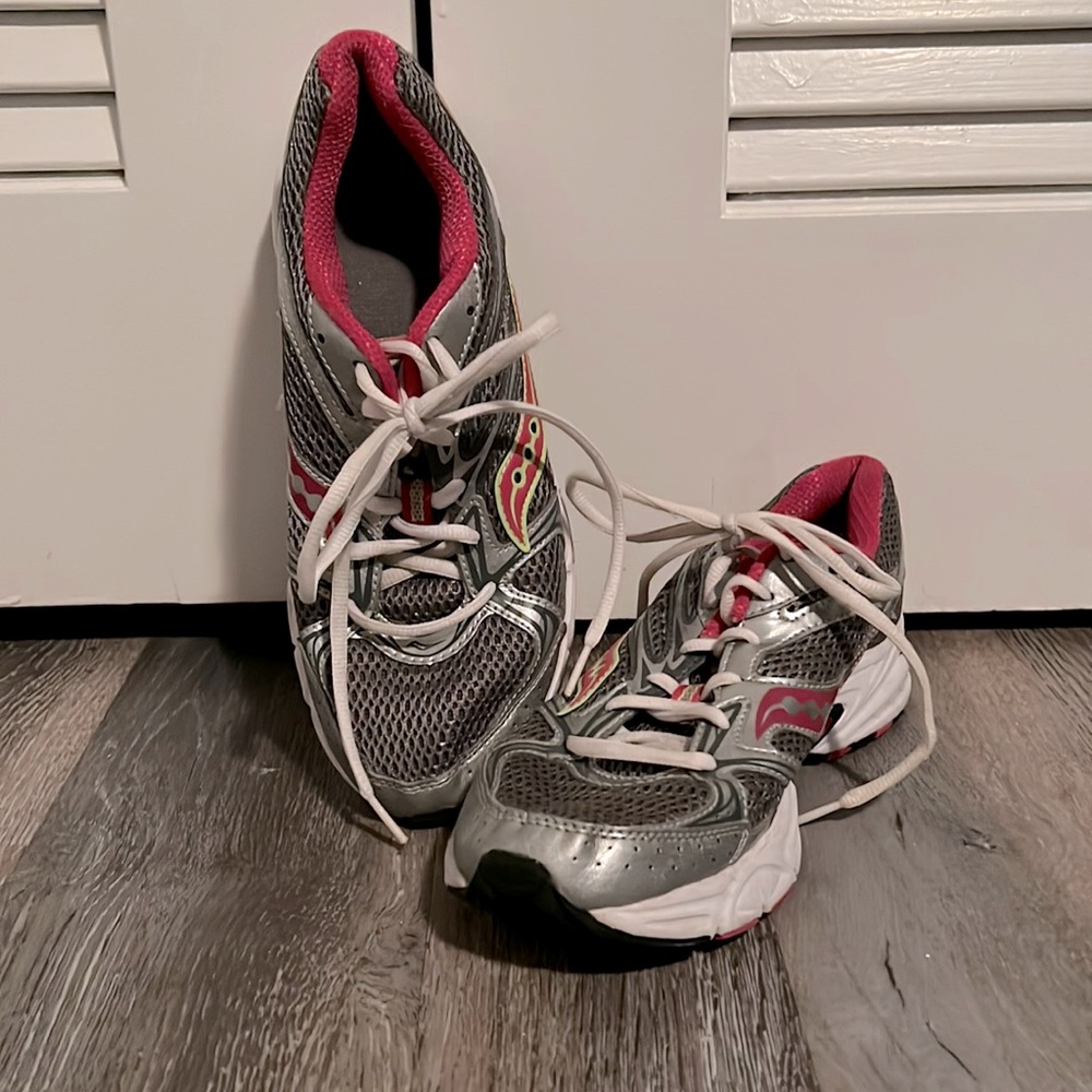 Women’s Saucony Cohesion 6 Tennis Shoes